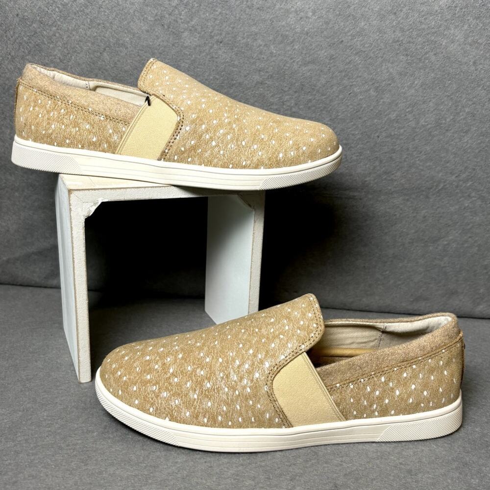 Waco Spenco Tan Ostrich Slip On Comfort Womens Sneaker Casual Shoe NEW 6.5